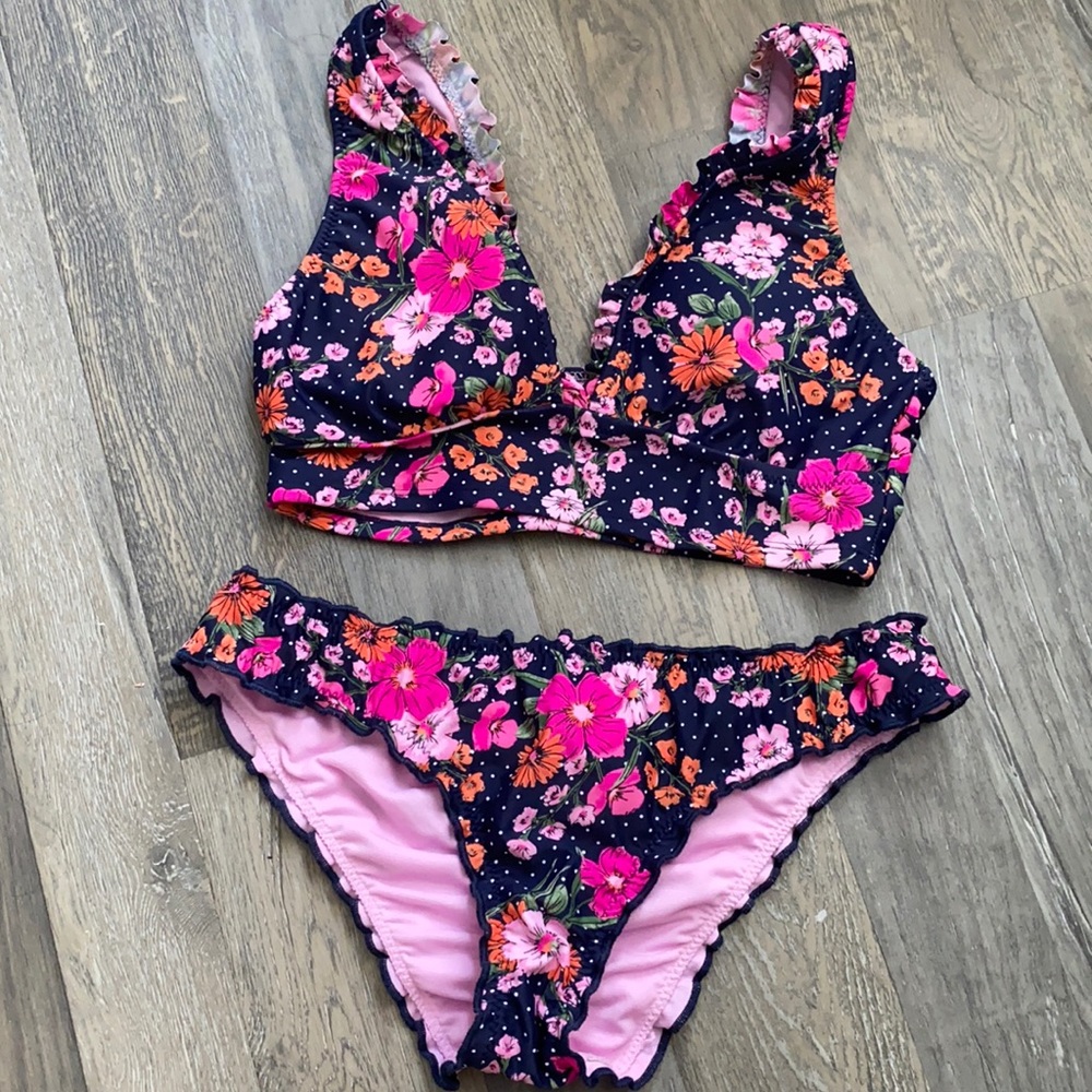 2 piece floral swimsuit